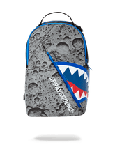 ANGLED REFLECTIVE SHARK (SPACE SHOT)