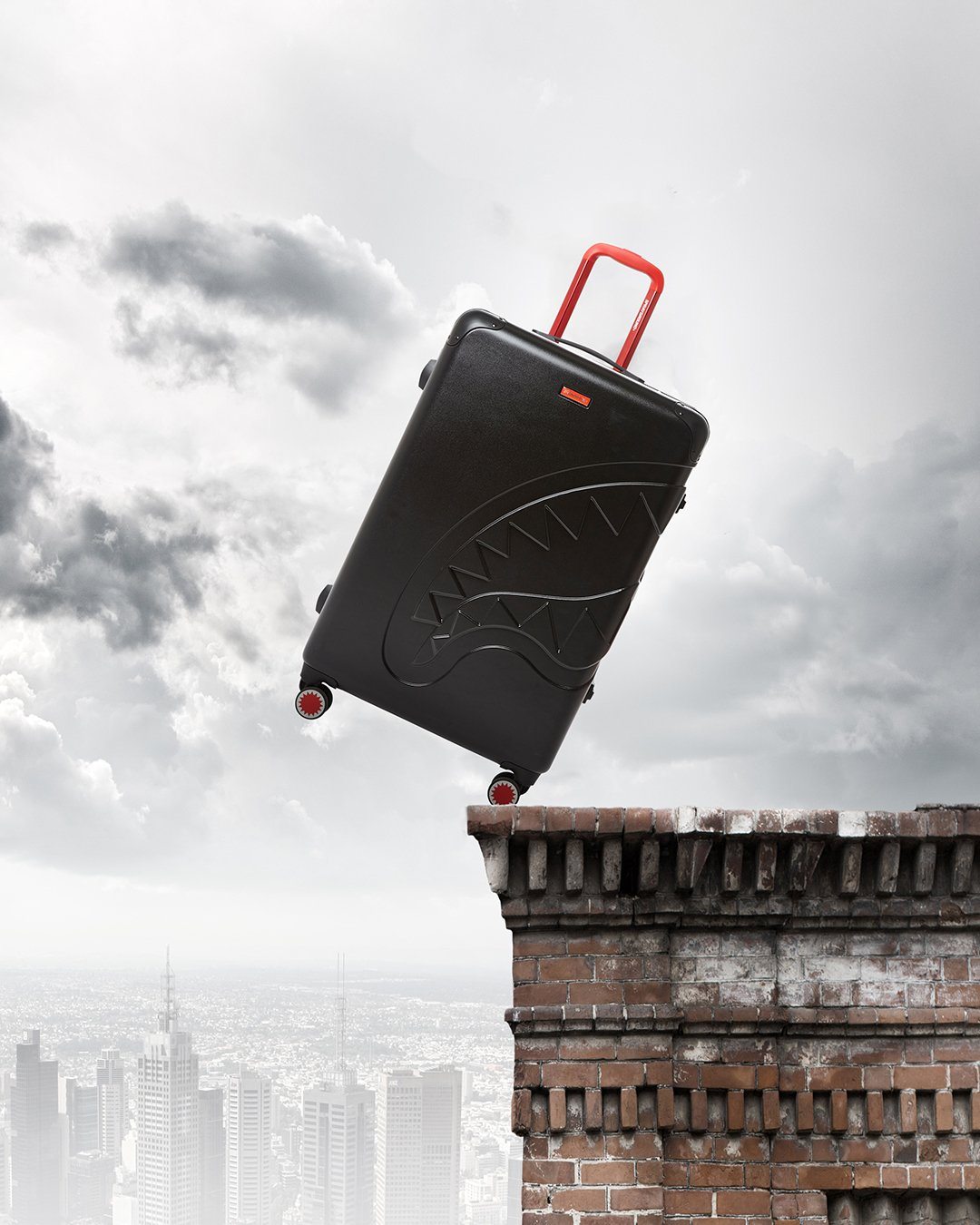 SHARKITECTURE MOLDED 29” FULL-SIZE LUGGAGE