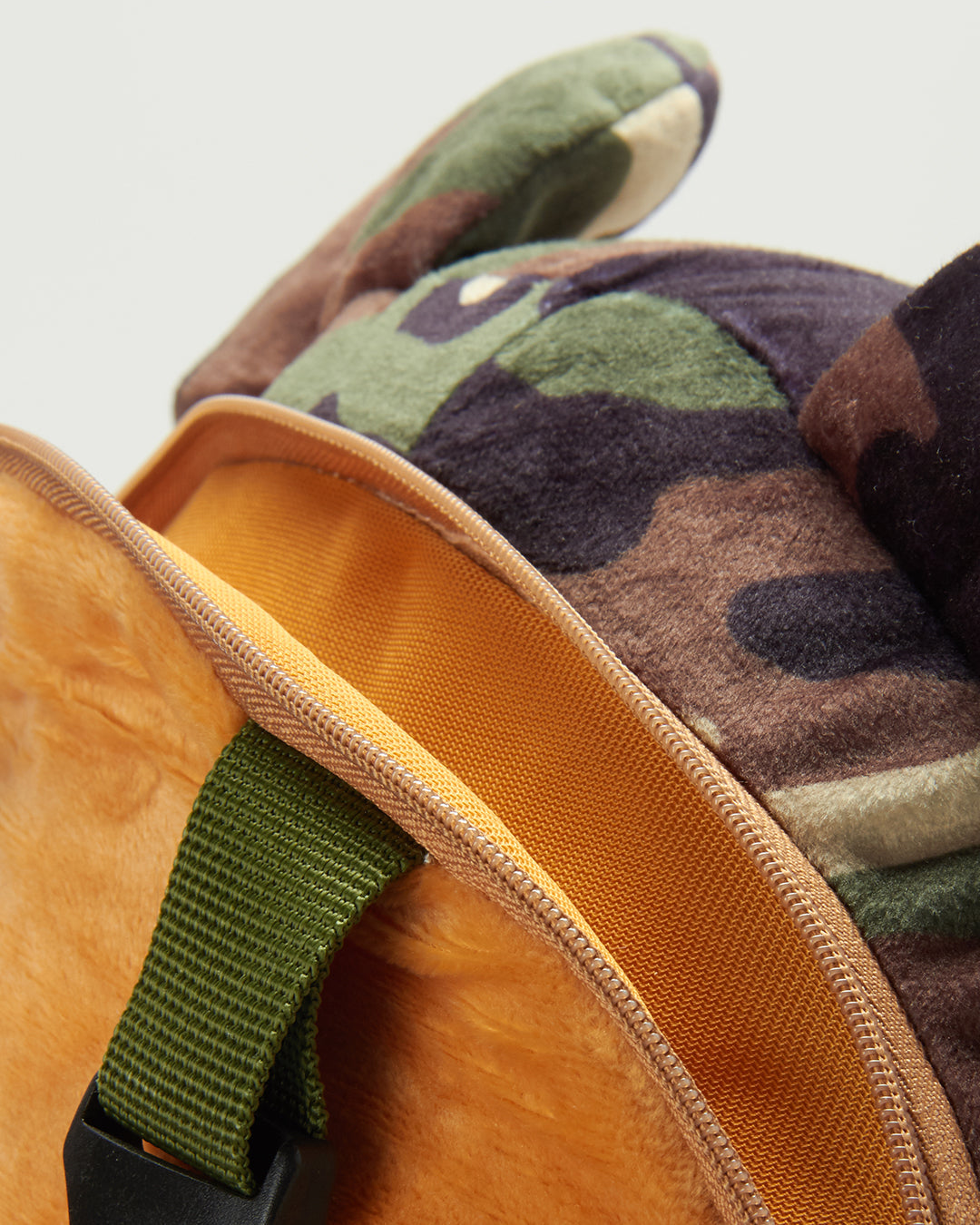 MONEYBEAR TEDDY BEAR BACKPACK