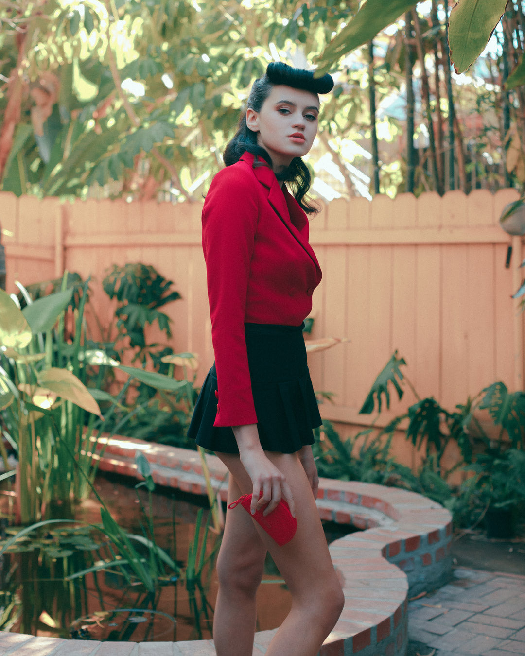 RED RIVIERA SHARK POUCH