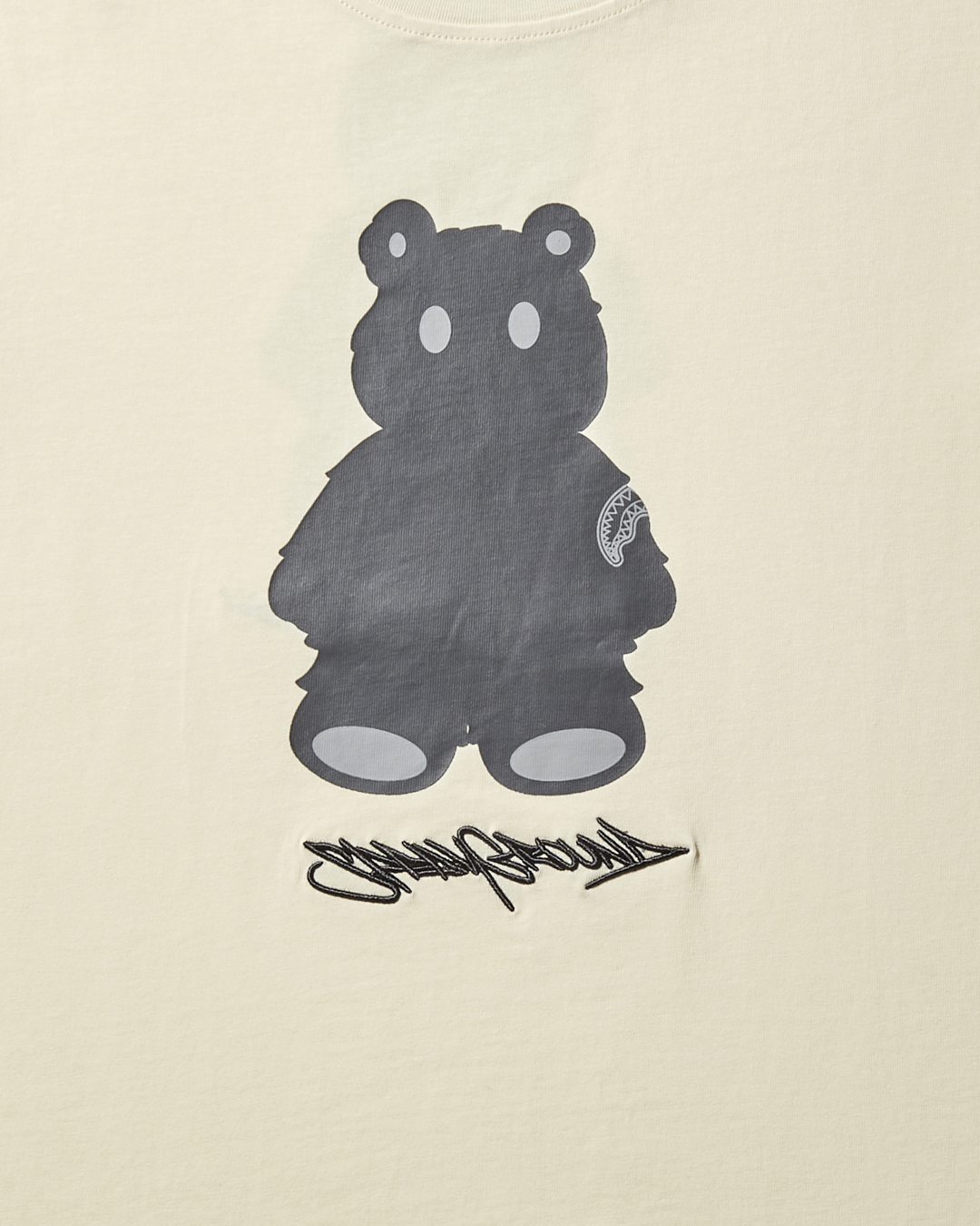 SHORT SLEEVE GRAPHIC MONEY BEAR T-SHIRT (APRICOT)