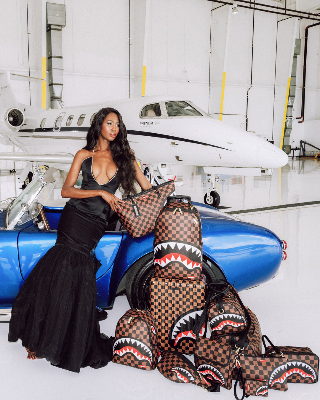 THE HIDEOUT MESSENGER SLING BAG