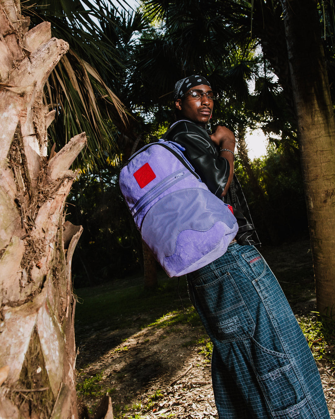 NOOO WAY!!! A REVERSIBLE BACKPACK - PURPLE VELOUR TO OG SHARKS IN PARIS BACKPACK